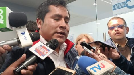 El diputado del MAS, Israel Huaytari, habla sobre elecciones judiciales