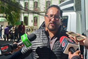 Congreso nacional crisis económica organizado por Plataforma Otra Bolivia es Posible