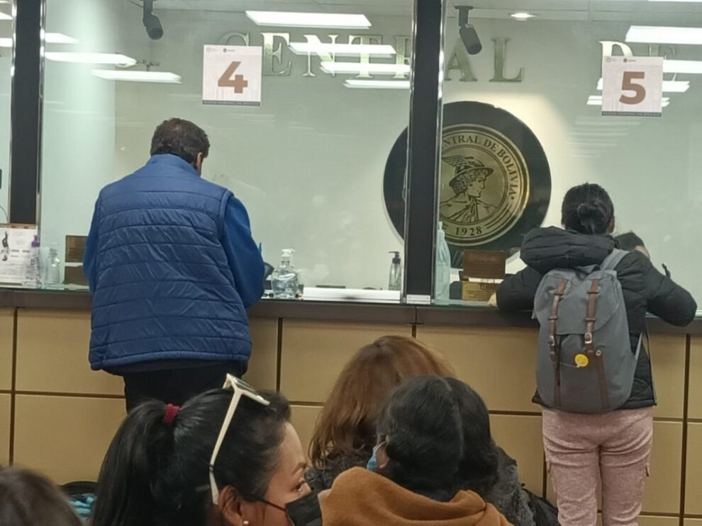 Demanda del dólar en Bolivia