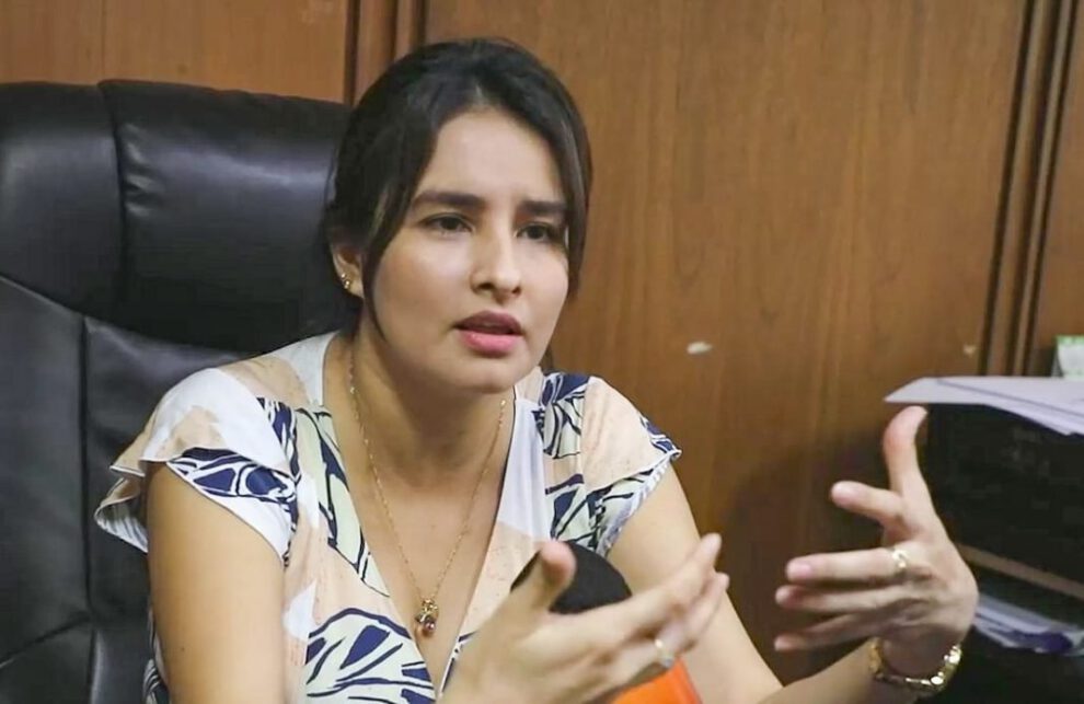 Paola Aguirre denuncia visita negada a Luis Fernando Camacho en Chonchocoro