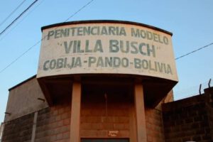 Población penitenciaria de Cobija en el ingreso a la cárcel de Villa Busch