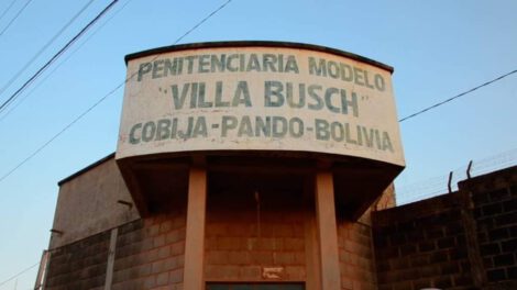 Población penitenciaria de Cobija en el ingreso a la cárcel de Villa Busch