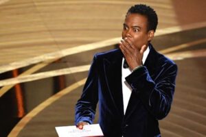 Chris Rock responde a Will Smith tras la bofetada en los Óscar