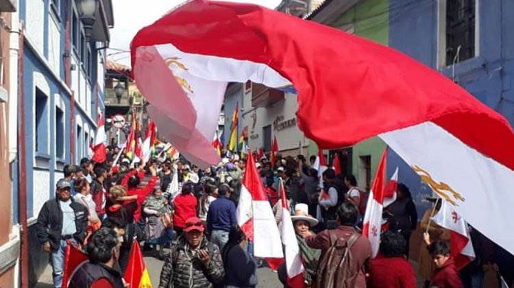 Manifestación de Comcipo durante el paro de 72 horas en Potosí