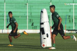 Entrenamiento de la Selección Nacional en Santa Cruz