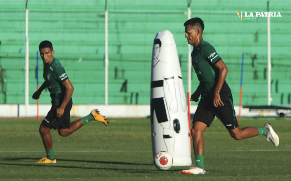 Entrenamiento de la Selección Nacional en Santa Cruz