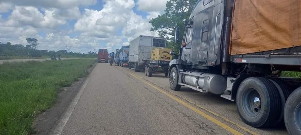 Bloqueo en la ruta Santa Cruz Cochabamba