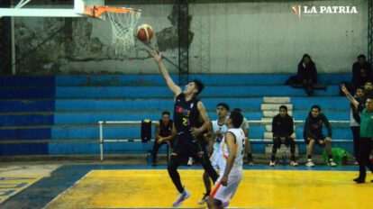 Victoria de Riegos CAR en el torneo oficial de baloncesto