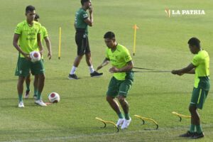 Seleccionado boliviano de fútbol en entrenamientos