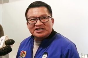 Renán Cabezas cuestiona la falta de empleo juvenil en Bolivia