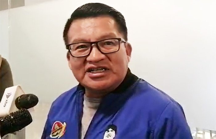 Renán Cabezas cuestiona la falta de empleo juvenil en Bolivia