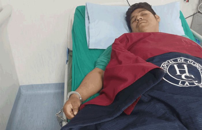 César Apaza en el Hospital de Clínicas