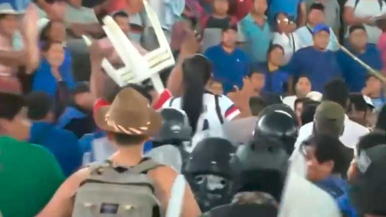 Congreso del MAS en Santa Cruz terminó en pelea