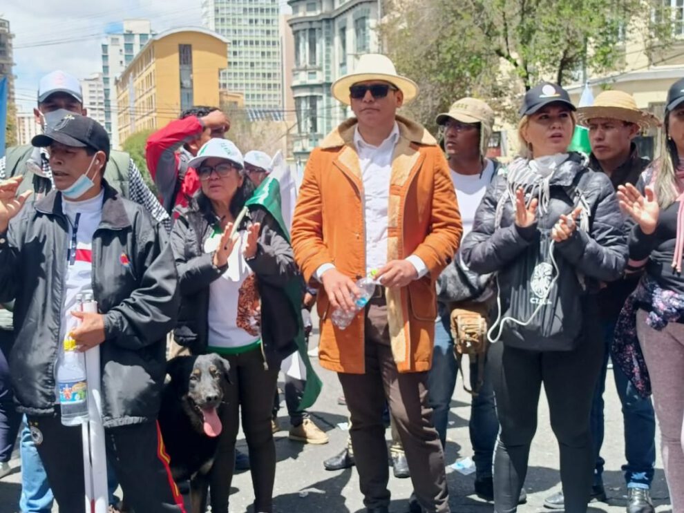 Magisterio Urbano protestas lideradas por Ludbin Salazar