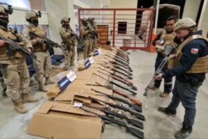 Decomiso de rifles en frontera con Bolivia