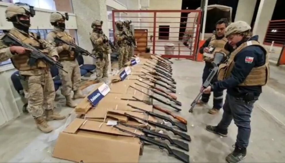 Decomiso de rifles en frontera con Bolivia
