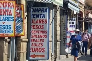 Libre mercado de dólares en Bolivia
