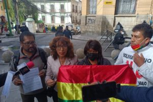 Vigilia en contra de la persecución política en Bolivia