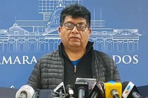 Diputado Ramiro Venegas afirma que ministro de Justicia está obsesionado con Morales