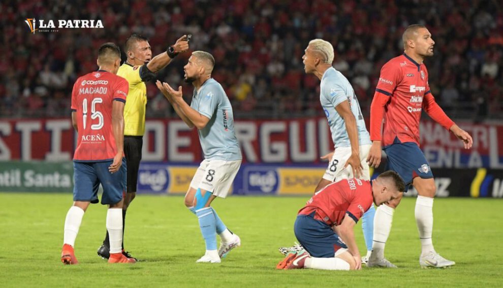 Copa Renán López entre Aurora y Wilstermann