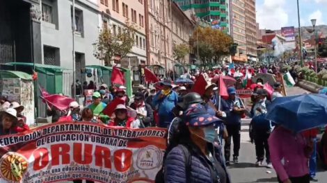 Marcha del magisterio urbano en La Paz
