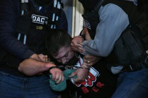 Alberti se acoge al silencio en el proceso por robo agravado