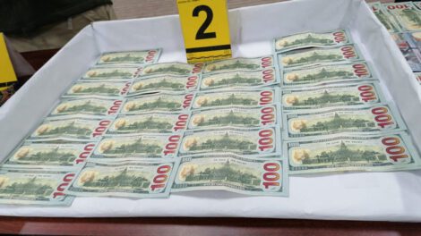 Estafa en El Alto con dólares falsos