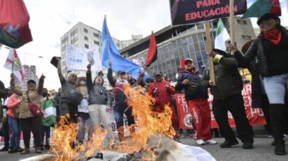 Protestas de maestros en todo el país