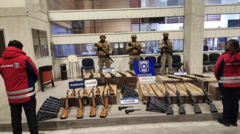 Incautación de rifles en Chile