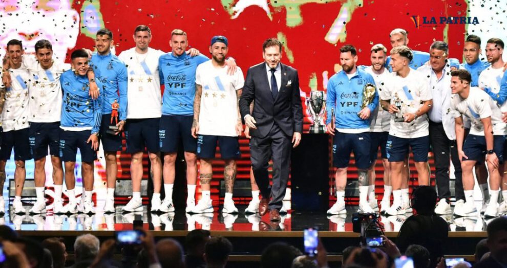 Campeones del Mundo homenajeados por Conmebol