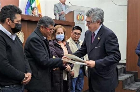 Conade exige el retiro de Joel Hernández como comisionado para Bolivia de la CIDH