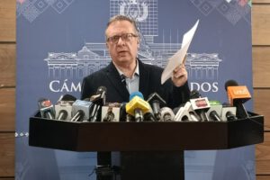 Reglamento elecciones judiciales denunciado por Carlos Alarcón