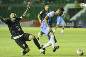 Blooming vs Real Tomayapo en el Campeonato División Profesional