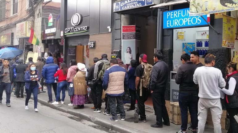 Crisis de dólares en Bolivia