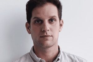 Evan Gershkovich aprehendido en Rusia por supuesto espionaje