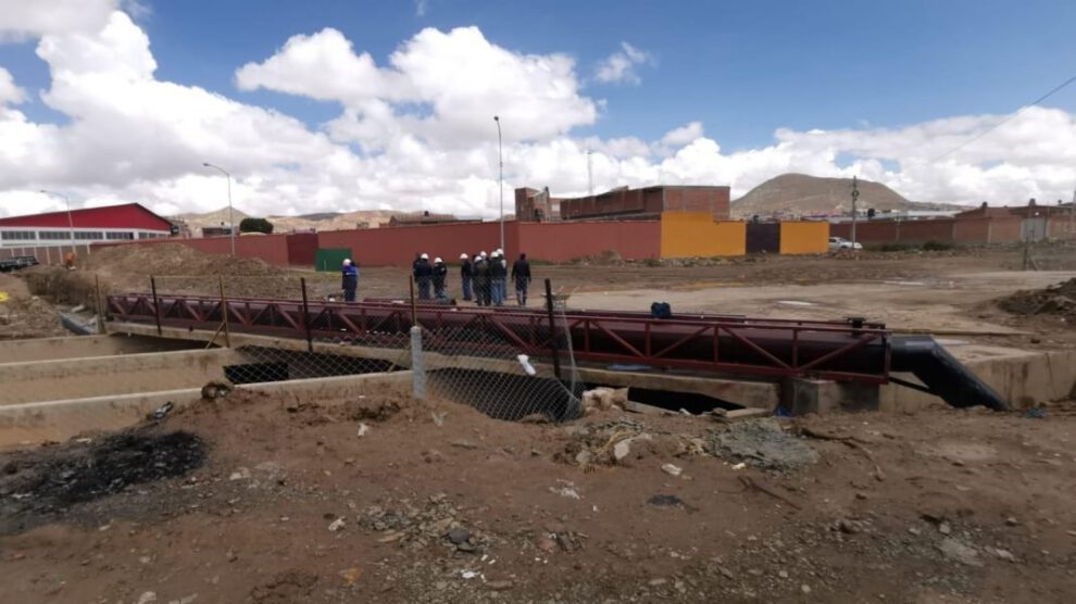 Inspección a la tubería de distribución de agua potable sobre Canal Tagarete