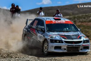 Berymar Moyata destaca en la prueba nacional de automovilismo en Oruro