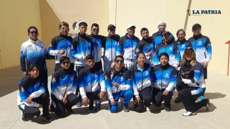 La delegación de Oruro destaca en el torneo clasificatorio de raqueta frontón