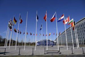 Finlandia se une a la OTAN tras sortear el veto turco