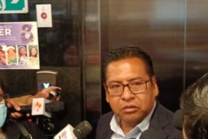 Ley de ganancias ilícitas postergada por ausencia de Iván Lima