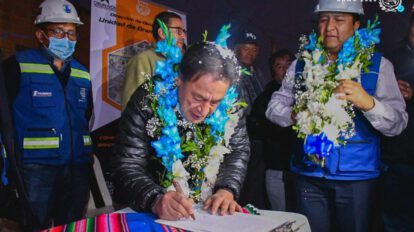 Sistema de Alcantarillado Sanitario Lote 8 en Oruro