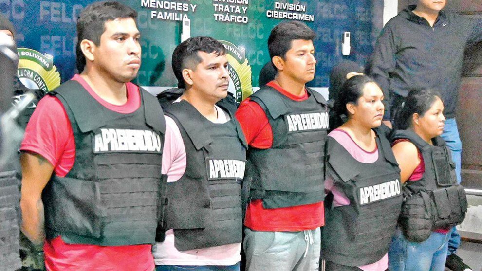Asesinato del sargento Oliver Mendoza en Santa Cruz