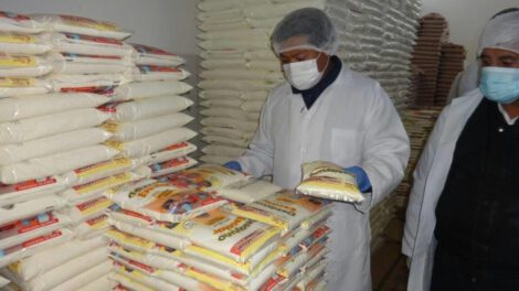 Desayuno Escolar: se prevé realizar la primera entrega de leche en mayo