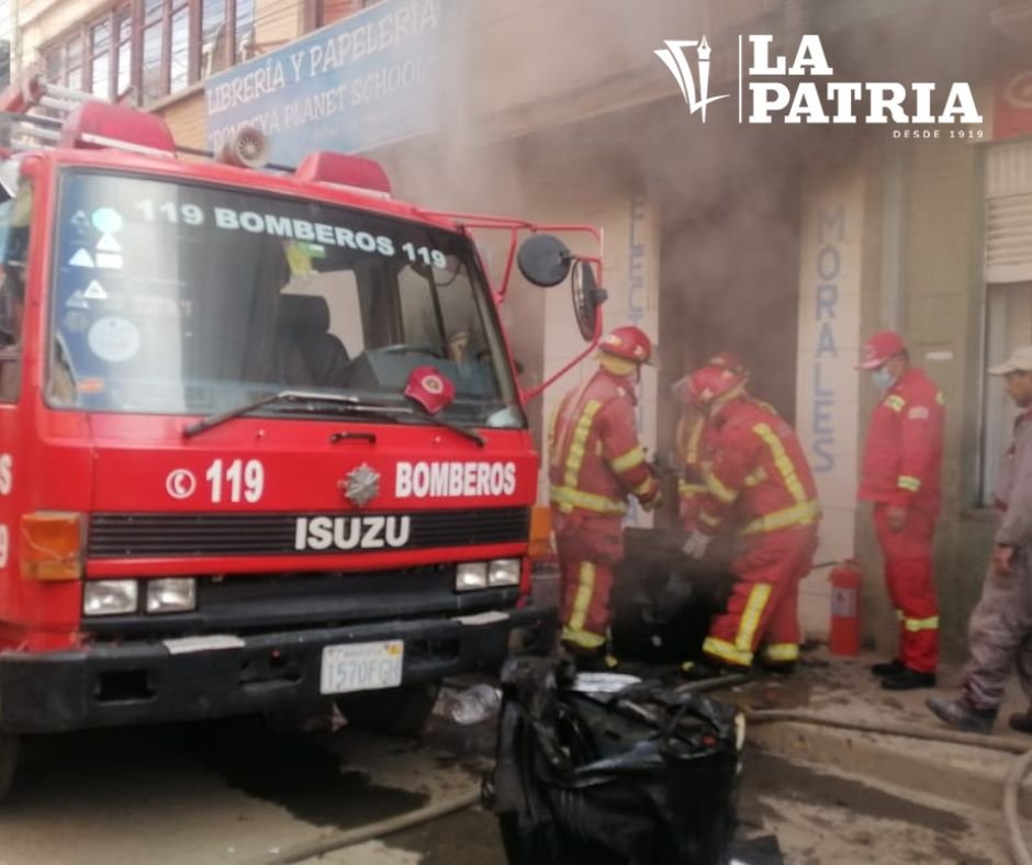 Incendio en tienda comercial de Oruro