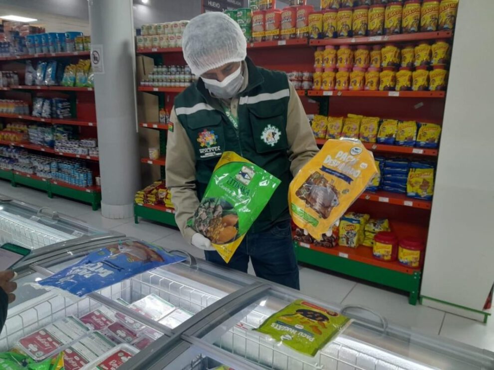 Controles en productos pesqueros por SENASAG