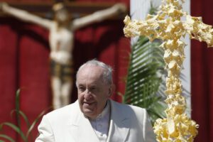 Papa Francisco no participa del Viacrucis en Roma