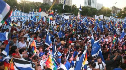Concentración del MAS sobre la Ley 305
