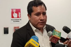 Proyectos de ley 304 y 305 sobre libertad de expresión según Israel Huaytari