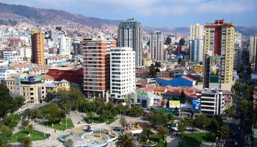Accidente en La Paz donde fallece una niña tras caer del décimo piso