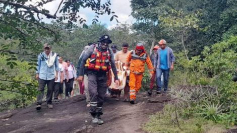 Rescate de adolescente en Santa Cruz